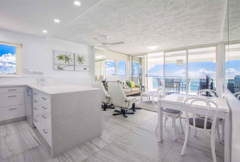 84 The Spit Holiday Apartments - Accommodation Resorts 22