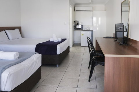 Sunshine Beach Resort - Accommodation Resorts 9