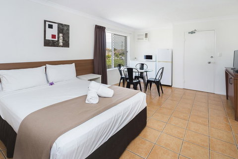 Sunshine Beach Resort - Accommodation Resorts 7