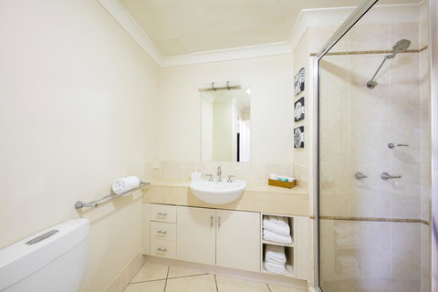 Jack And Newell Holiday Apartments - Accommodation Resorts 40