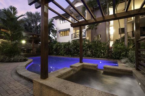 Bay Villas Resort - Accommodation Resorts 12