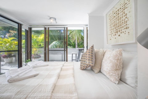 Tropical Reef Apartments - Accommodation Resorts 4