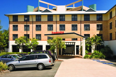 Mercure Brisbane Garden City - Accommodation Resorts 1