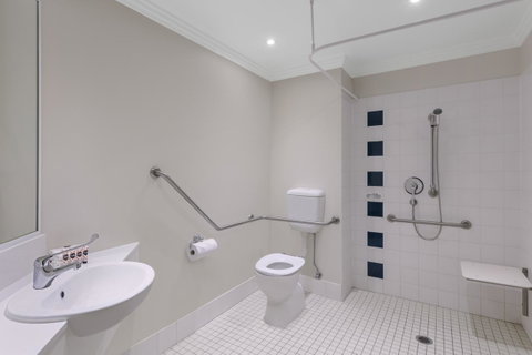 Mercure Brisbane Garden City - Accommodation Resorts 28