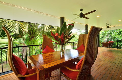 Misty Mountains Rainforest Retreat - Accommodation Resorts 9