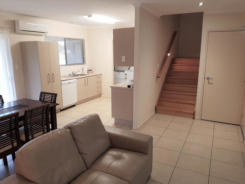 The Palms Motel - Accommodation Resorts 9