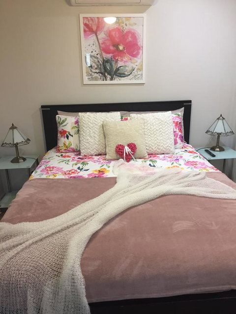 Shasta Place - Accommodation Resorts 1