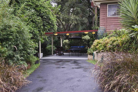 Shasta Place - Accommodation Resorts 3