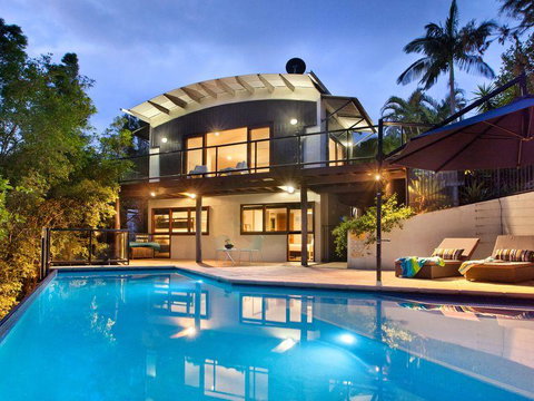 Villa 1 - 3 Parkedge Road - Accommodation Resorts 0