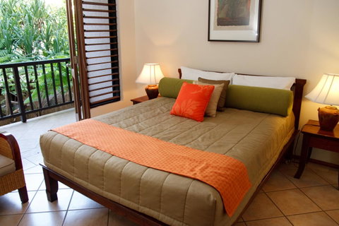 Hibiscus Resort & Spa - Official Onsite Reception & Check In - Accommodation Resorts 11
