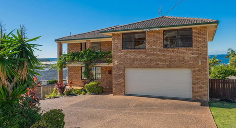 Waves @ Caves - Accommodation Resorts 0