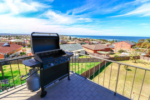 Waves @ Caves - Accommodation Resorts 1