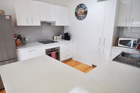 WAVES ON FLORIDA - SURF SIDE - Accommodation Resorts 2