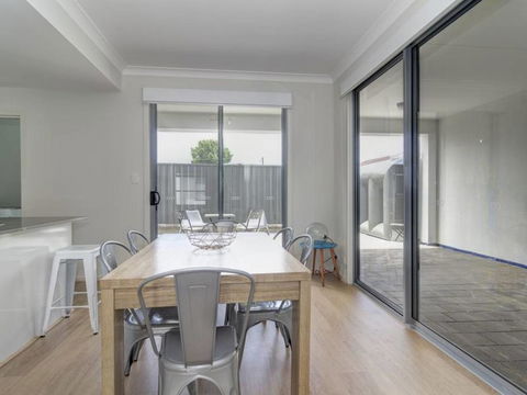 West Croydon Condo - Accommodation Resorts 2