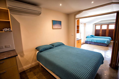 WHARF COTTAGE - Accommodation Resorts 2