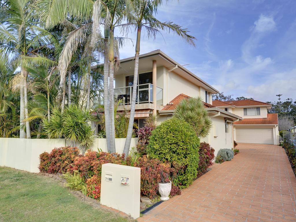 Nelson Bay NSW Accommodation Resorts
