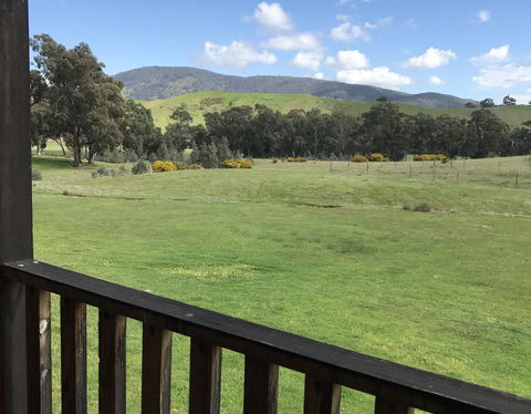 Wimmera Hills Winery - Accommodation Resorts 1
