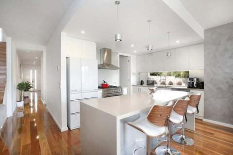 Xus Residence - Accommodation Resorts 3