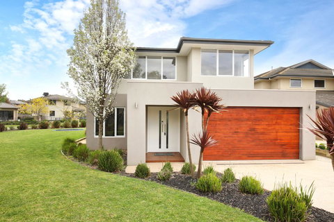 Xus Residence - Accommodation Resorts 0