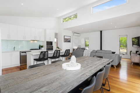 YOU, ME AND THE SEA - BLAIRGOWRIE - Accommodation Resorts 0
