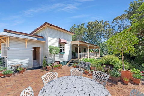 A Charming Queenslander - Accommodation Resorts 2