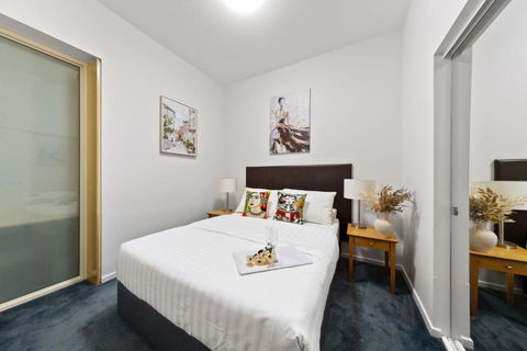 A Chic Apartment On Bourke St Near Chinatown - Accommodation Resorts 1