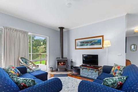 A Little Touch Of Paradise - Accommodation Resorts 2