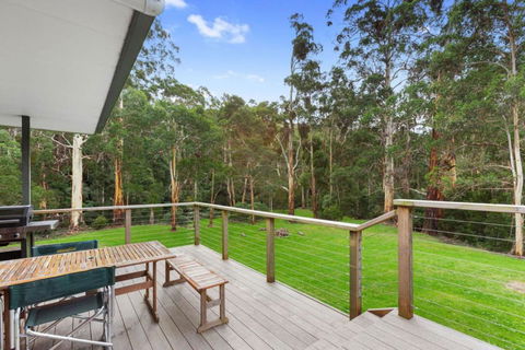 A Little Touch Of Paradise - Accommodation Resorts 1