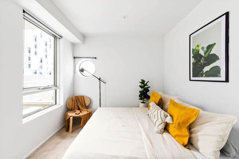 A Stylish 2BR Apt Next To Vic Market FREE Parking - Accommodation Resorts 0