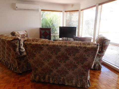 A Unique Holiday Home Between Avalon Airport And Melbourne CBD - Accommodation Resorts 4