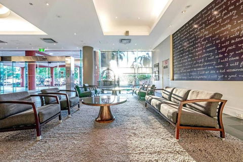 A Waterview Oasis On The Esplanade With Pool - Accommodation Resorts 3