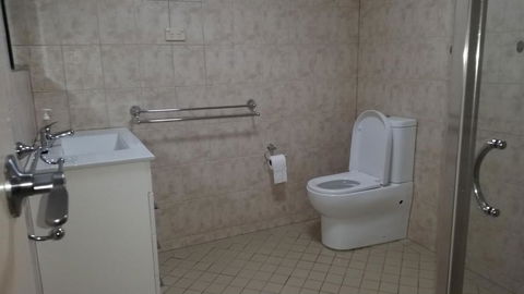 About Town Cottages - Accommodation Resorts 4