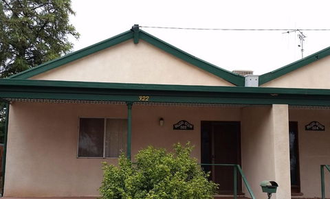 About Town Cottages - Accommodation Resorts 3