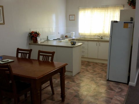 About Town Cottages - Accommodation Resorts 2