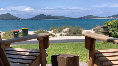 Absolute Beach Front - Accommodation Resorts 1