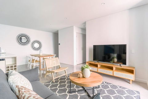 Absolute Oceanview BeachFront 2BR Apt - Accommodation Resorts 4