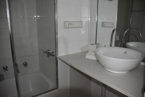 Accommodation Sydney City Centre Hyde Park Plaza Pet Friendly Studio With Balcony Apartment - Accommodation Resorts 3