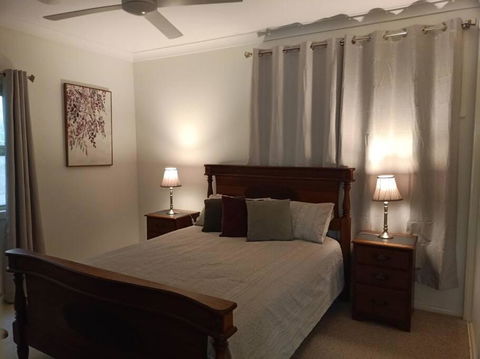 Adorable Private 2 Bedroom Guest Suite + Pool - Accommodation Resorts 3