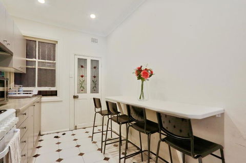 Affordable 3 Bedroom House Darlinghurst With 2 E-Bikes Included - Accommodation Resorts 3
