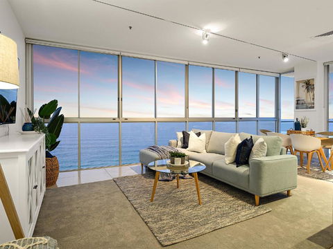 Air On Broadbeach - Accommodation Resorts 1