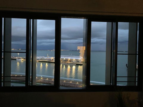Absolute Waterfront - Tropical Aurora Top Floor Over The Water - Accommodation Resorts 4