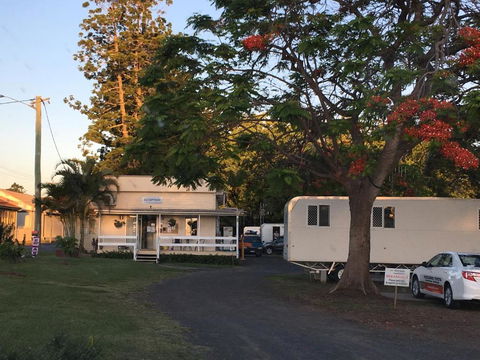 AAOK Riverdale Caravan Park - Accommodation Resorts 1