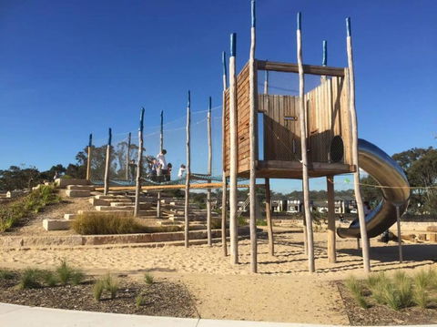 Aircabin - Denham Court - Modern - 4 Beds House - Accommodation Resorts 4