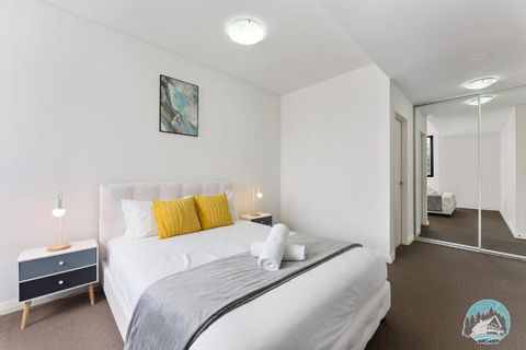 Aircabin - Rosebery - Lovely - 2 Beds Apt +Parking - Accommodation Resorts 3