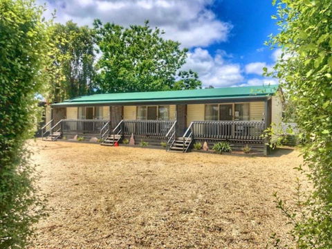 Alexandra Parklife Studio 3 - Accommodation Resorts 0