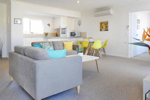 Allara 1 - Accommodation Resorts 0