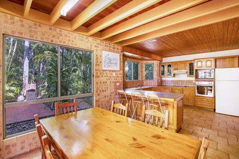 Amaroo Rainbow Shores - Accommodation Resorts 3