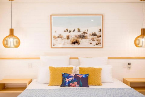 Amaroo Villa - Absolute Beachfront Port Douglas - Accommodation Resorts 4