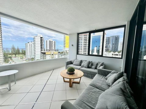 Amazing Aria Luxury On The 8th Floor, Broadbeach - Accommodation Resorts 4