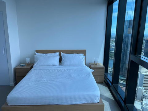 Amazing Views 60th Level Skytower 3 Bedrooms - Accommodation Resorts 3